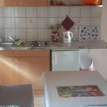 Lovrinovic Apartment