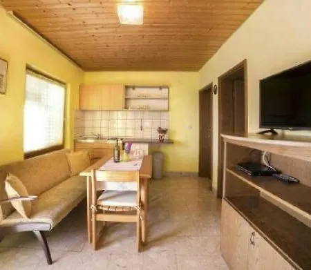Lovrinovic Apartment