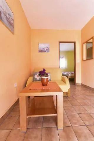 Lovrinovic Apartamento *